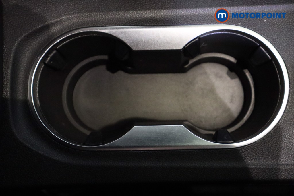 Used Renault Captur 2023 for sale - 77327080: Photo 32