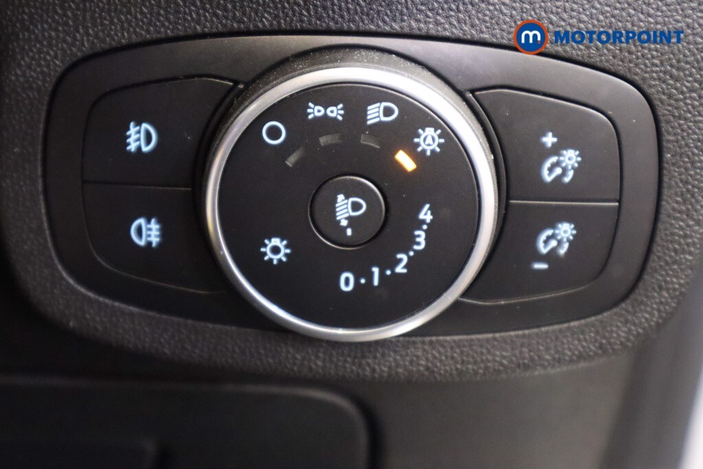 Used Ford Fiesta 2018 for sale - 77653881: Photo 24