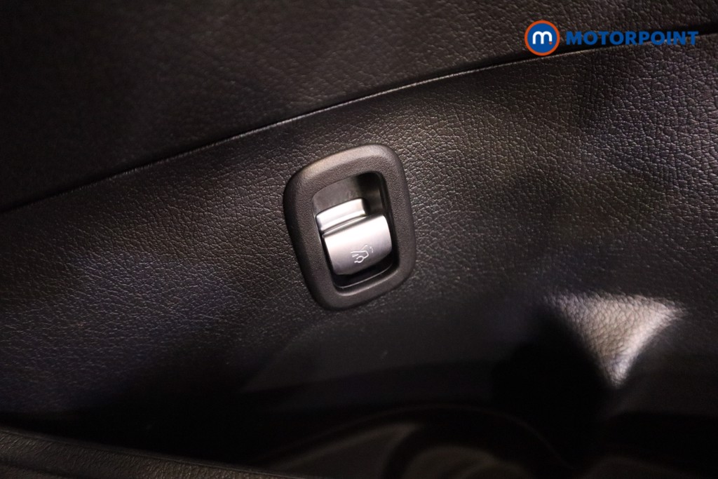 Used Mercedes-Benz C Class 2025 for sale - 77775645: Photo 22