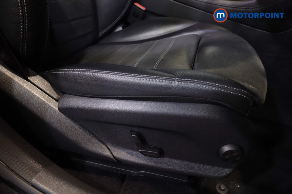 Used Mercedes-Benz GLC 2019 for sale - 76889989: Photo 16