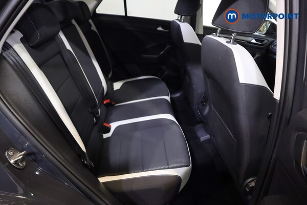 Used Volkswagen T-Roc 2021 for sale - 76250051: Photo 15