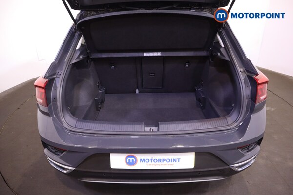 Used Volkswagen T-Roc 2021 for sale - 76250051: Photo 16