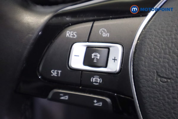 Used Volkswagen T-Roc 2021 for sale - 76250051: Photo 25