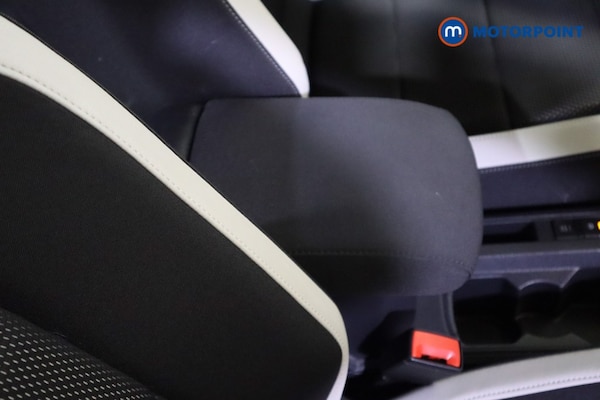 Used Volkswagen T-Roc 2021 for sale - 76250051: Photo 32
