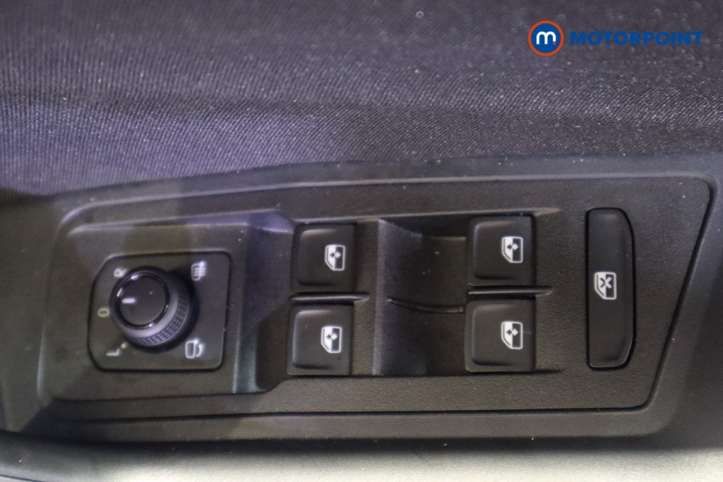 Used Volkswagen T-Roc 2025 for sale - 77286571: Photo 23