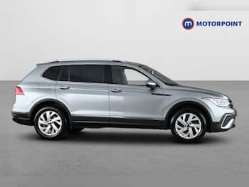 Used Volkswagen Tiguan Allspace 2023 for sale - 79800357: Photo