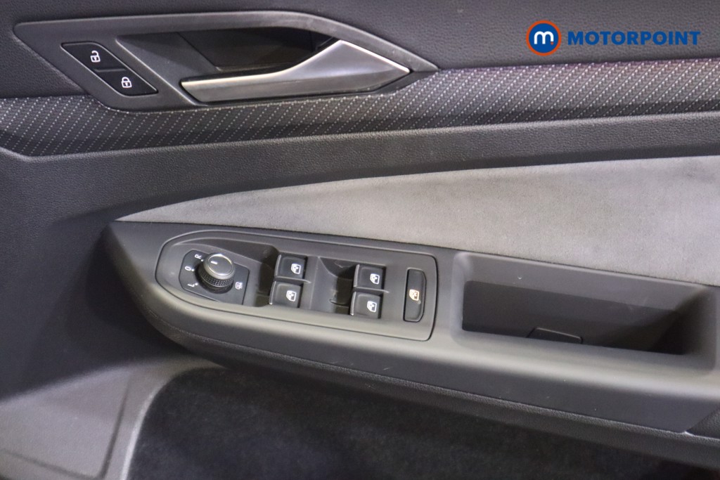 Used Volkswagen Golf 2023 for sale - 76697108: Photo 23