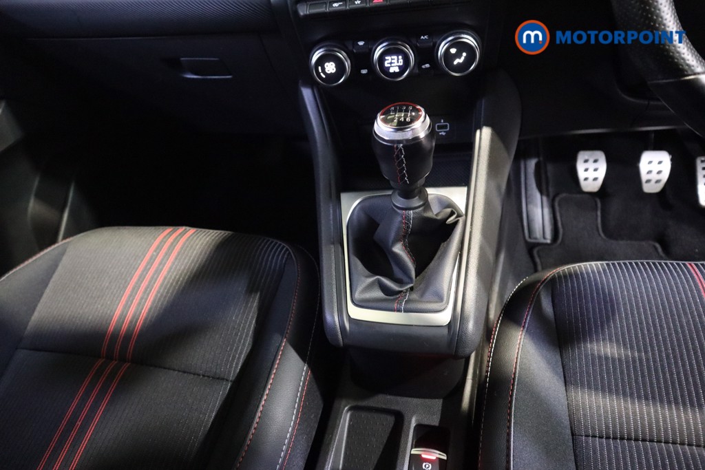 Used Renault Captur 2022 for sale - 76557607: Photo 9