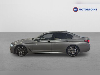 Used BMW 5 Series 2022 for sale - 78144913: Photo