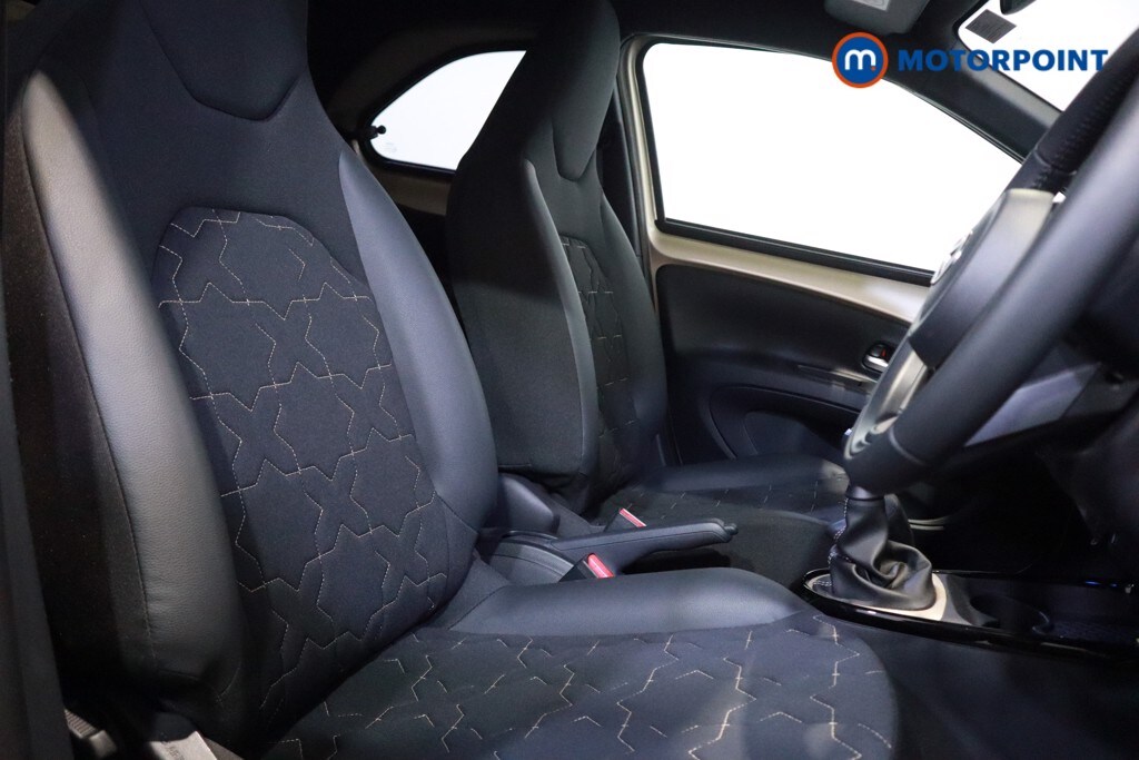 Used Toyota Aygo X 2025 for sale - 77462802: Photo 14