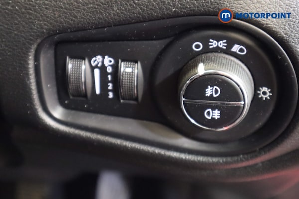 Used Jeep Renegade 2020 for sale - 76113077: Photo 24