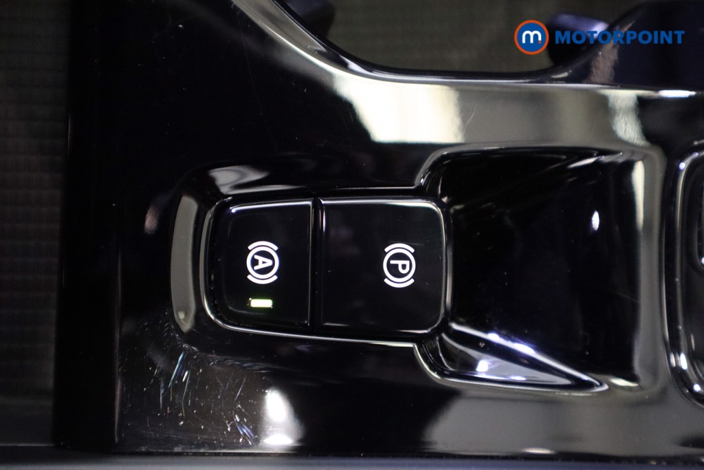 Used Volvo XC40 2022 for sale - 76428740: Photo 32