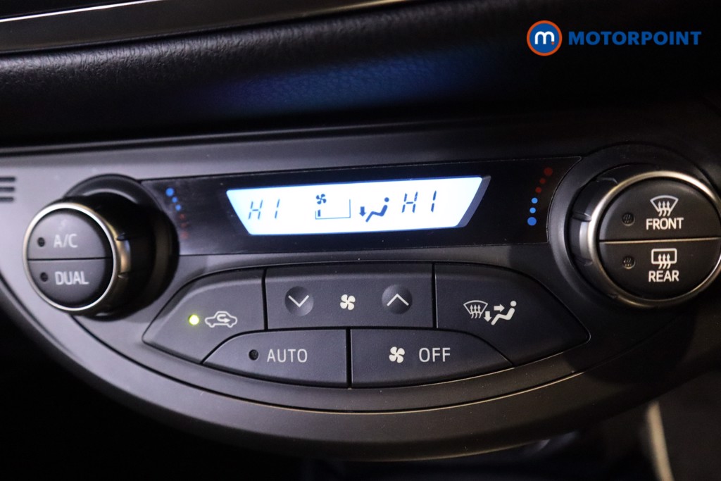 Used Toyota Yaris 2016 for sale - 77294357: Photo 13