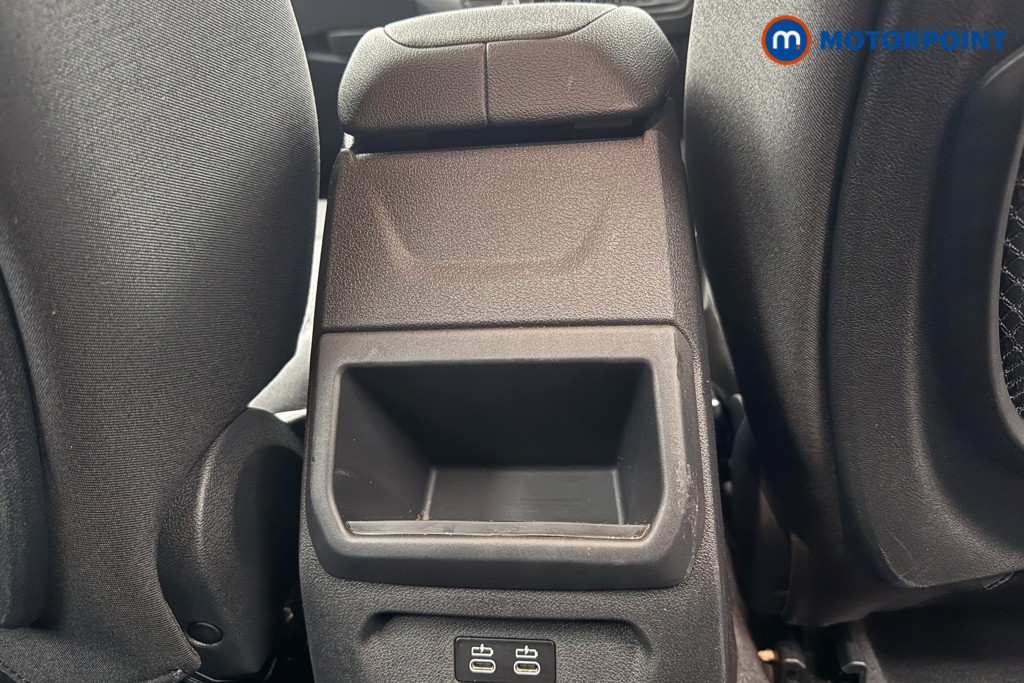 Used BMW 1 Series 2024 for sale - 76505198: Photo 32