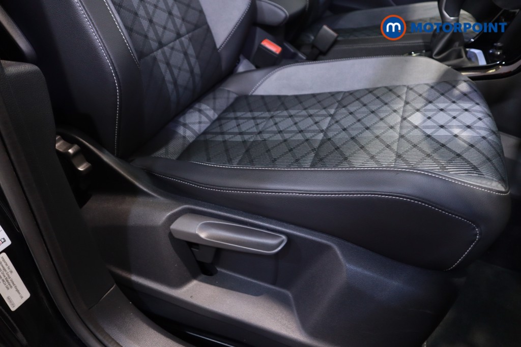 Used Volkswagen T-Roc 2023 for sale - 77966163: Photo 14