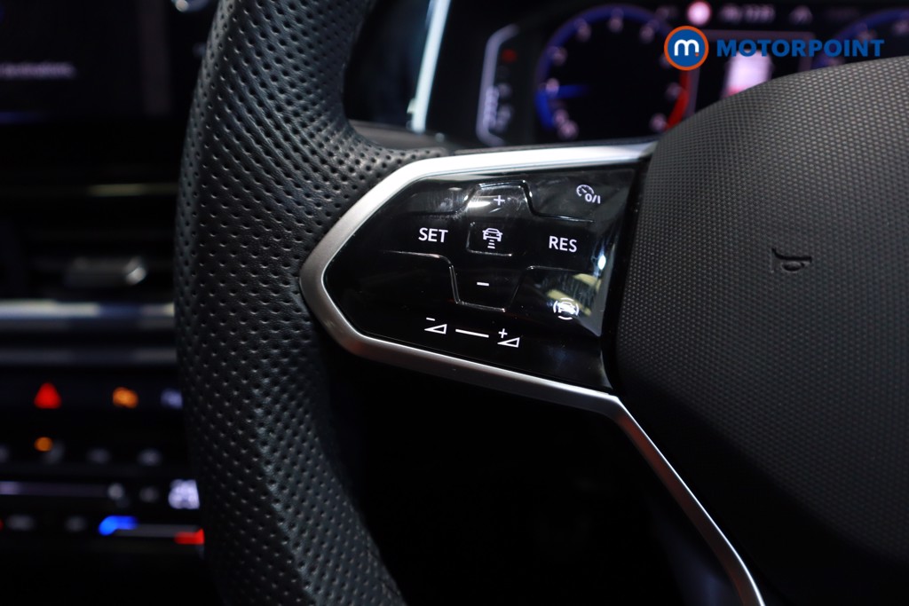 Used Volkswagen T-Roc 2023 for sale - 77966163: Photo 17