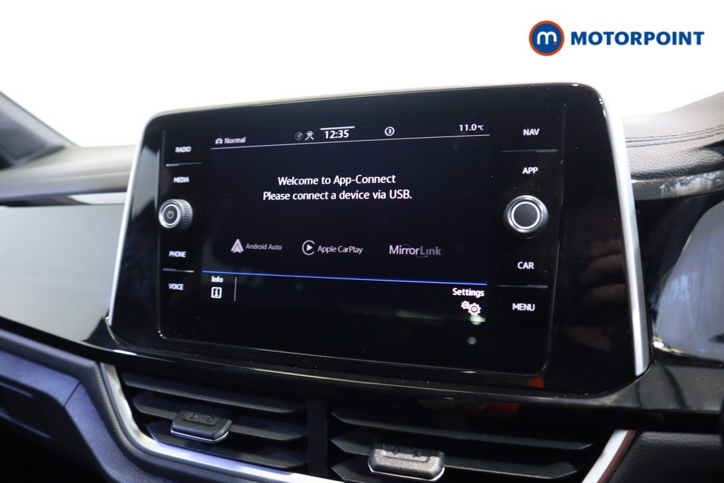 Used Volkswagen T-Roc 2023 for sale - 77966163: Photo 26