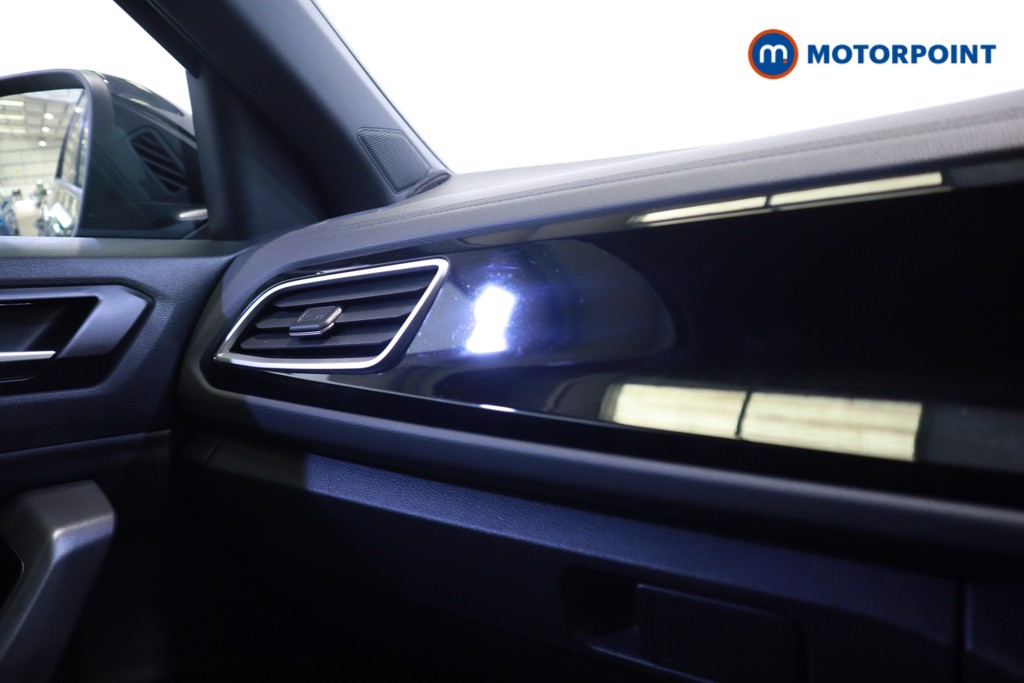 Used Volkswagen T-Roc 2023 for sale - 77966163: Photo 34