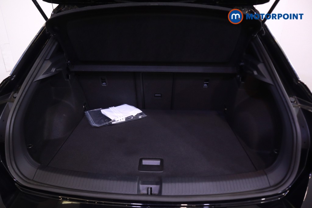 Used Volkswagen T-Roc 2023 for sale - 77966163: Photo 41