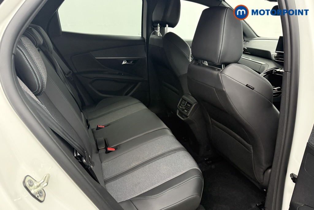 Used Peugeot 3008 2023 for sale - 77207895: Photo 31