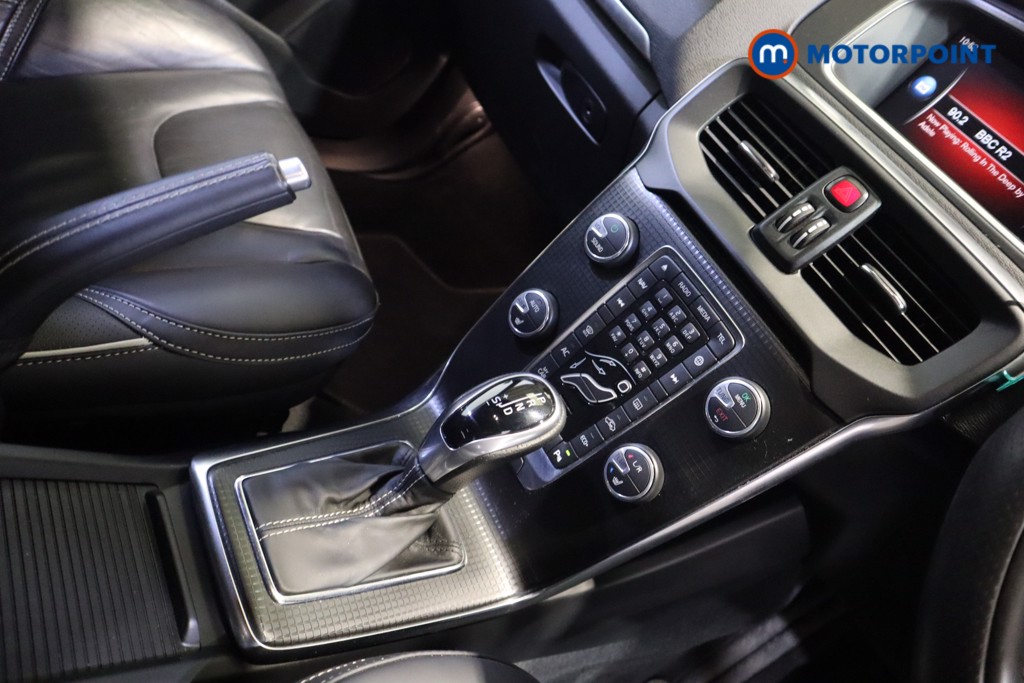 Used Volvo V40 2019 for sale - 77553259: Photo 16