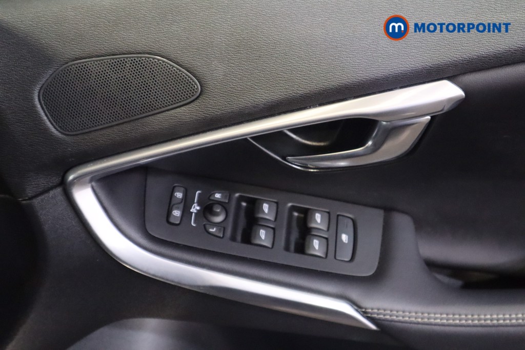 Used Volvo V40 2019 for sale - 77553259: Photo 19