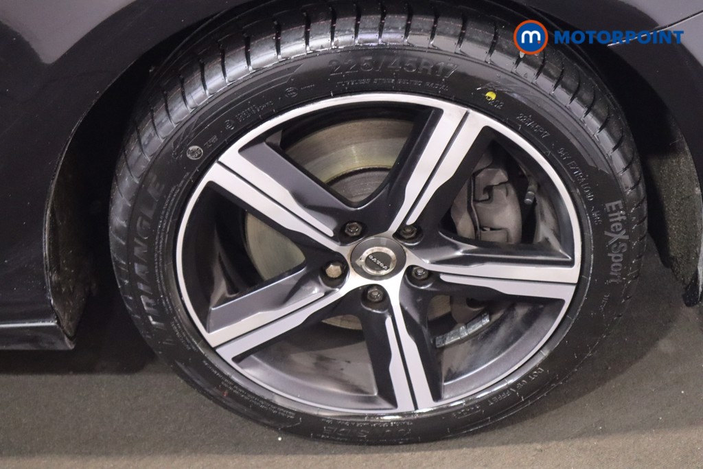 Used Volvo V40 2019 for sale - 77553259: Photo 33