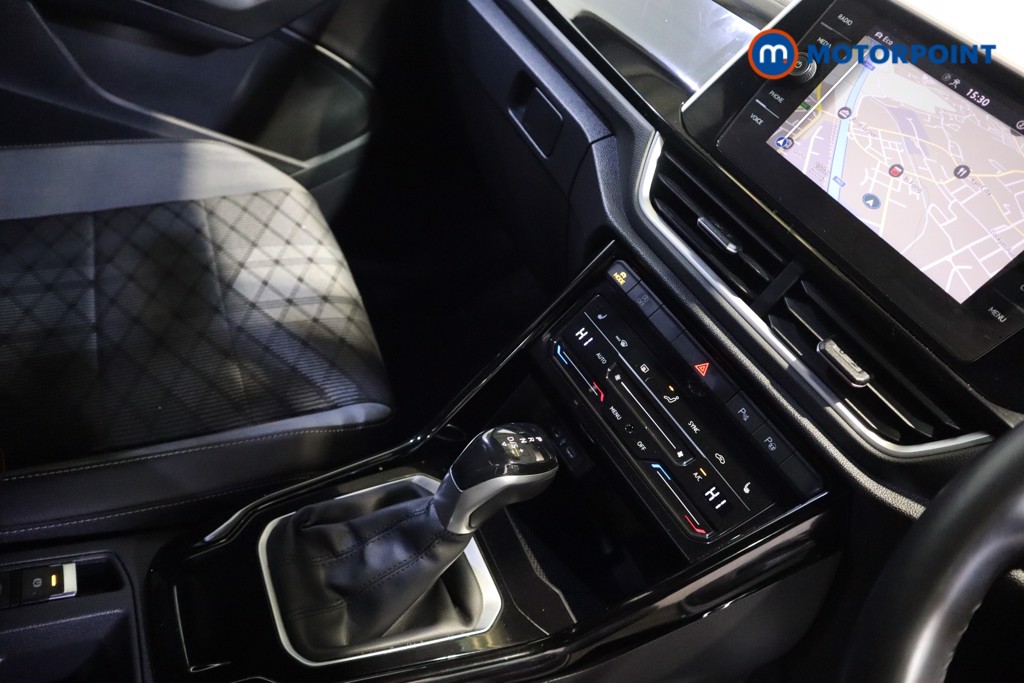 Used Volkswagen T-Roc 2024 for sale - 76641317: Photo 15