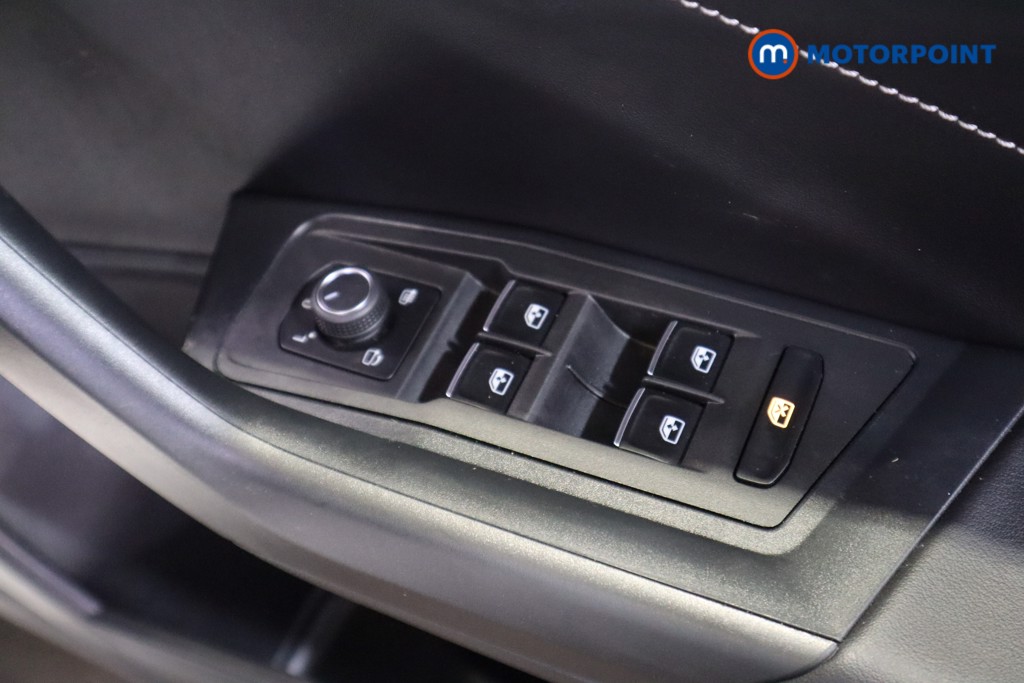 Used Volkswagen T-Roc 2024 for sale - 76641317: Photo 19