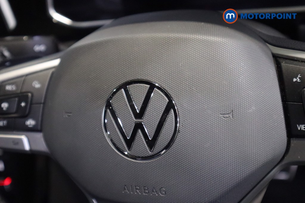 Used Volkswagen T-Roc 2024 for sale - 76641317: Photo 22