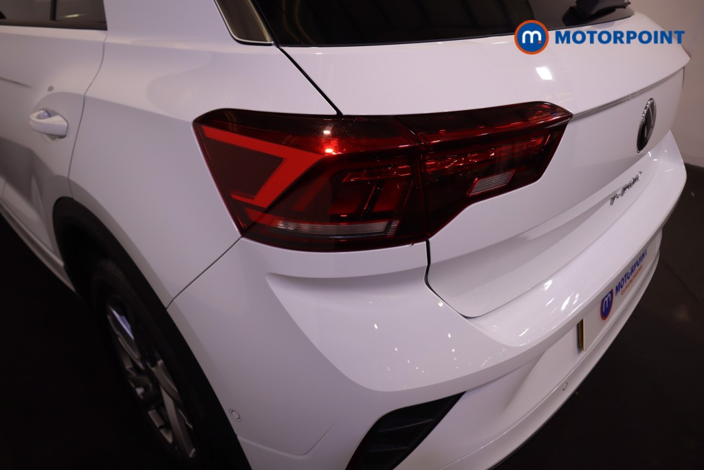 Used Volkswagen T-Roc 2024 for sale - 76641317: Photo 37