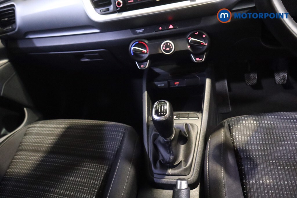 Used Kia Stonic 2022 for sale - 76782667: Photo 15