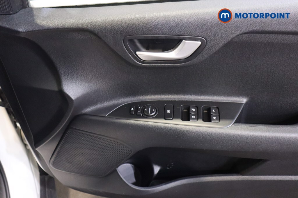 Used Kia Stonic 2022 for sale - 76782667: Photo 18