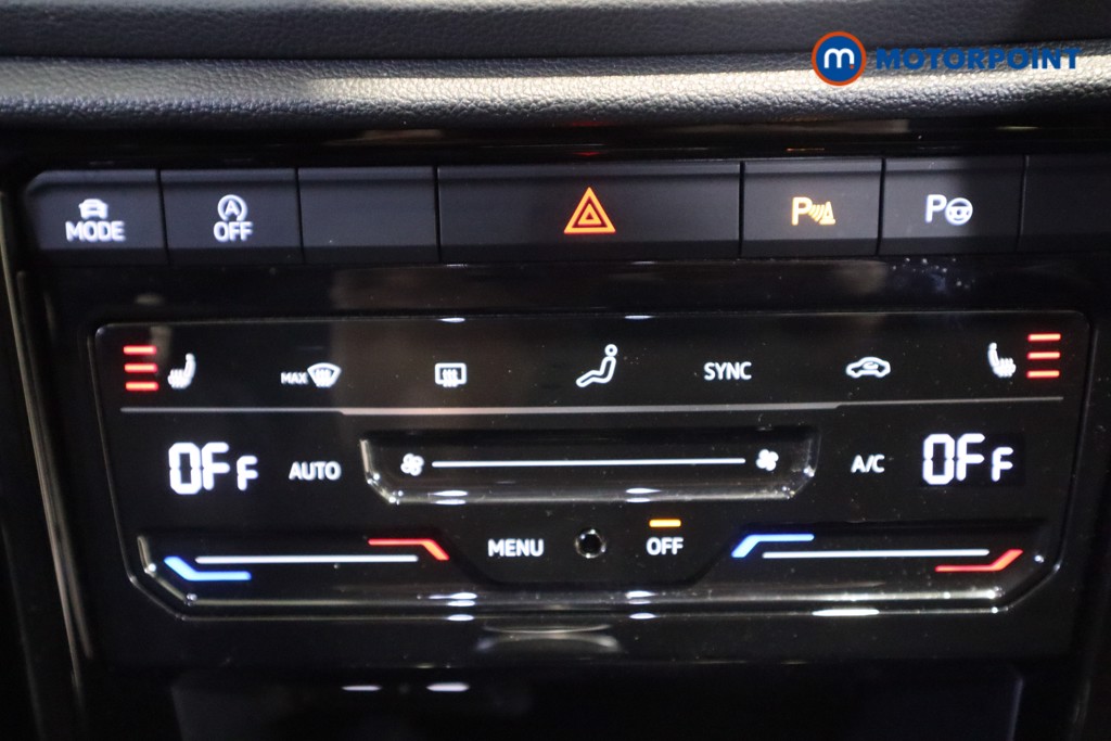 Used Volkswagen T-Roc 2024 for sale - 77916782: Photo 27