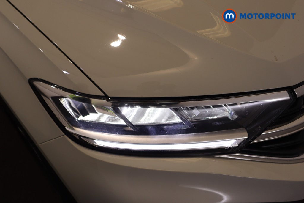 Used Volkswagen T-Roc 2024 for sale - 77916782: Photo 41