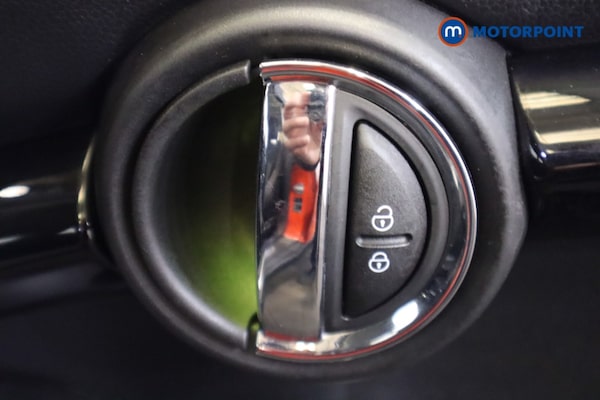 Used MINI Hatch 2019 for sale - 76206322: Photo 24