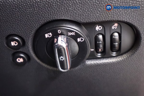 Used MINI Hatch 2019 for sale - 76206322: Photo 25