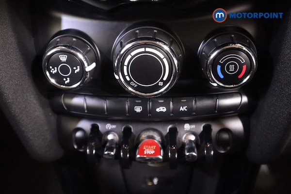 Used MINI Hatch 2019 for sale - 76206322: Photo 29