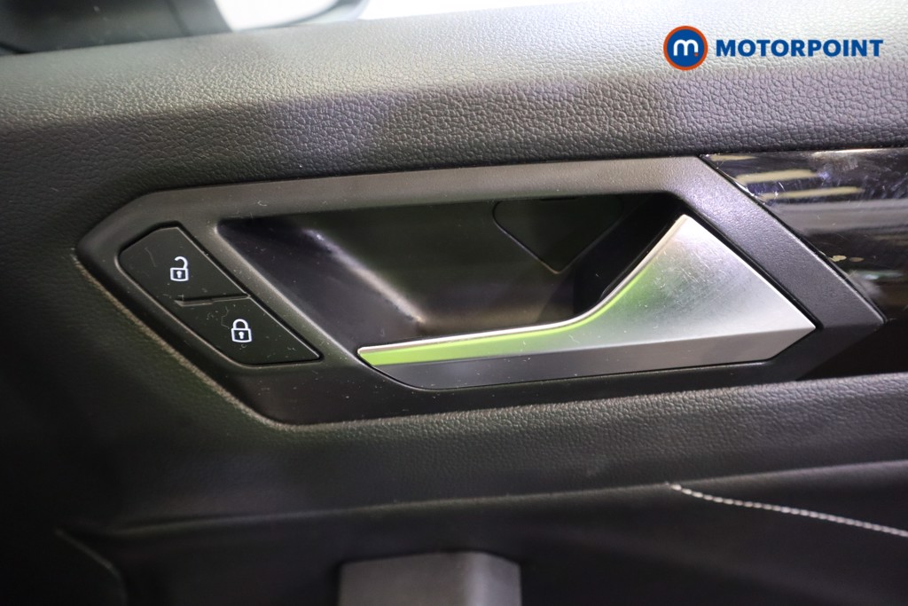 Used Volkswagen T-Roc 2022 for sale - 76411438: Photo 21