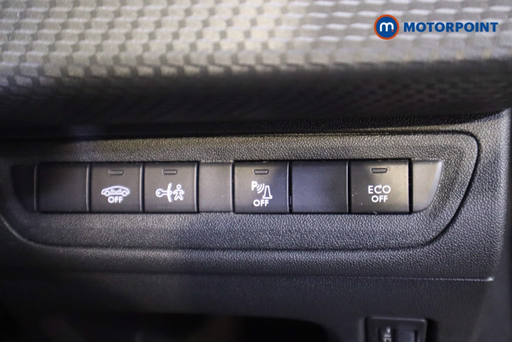 Used Peugeot 2008 2017 for sale - 76428737: Photo 20