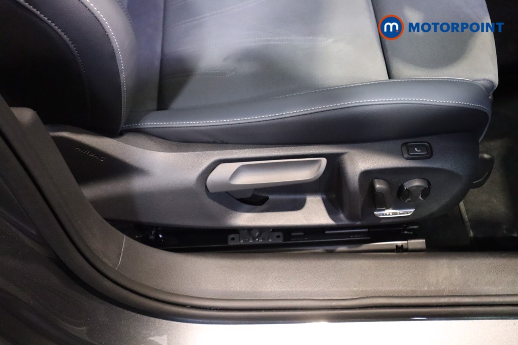 Used Volkswagen Passat 2025 for sale - 77804807: Photo 24