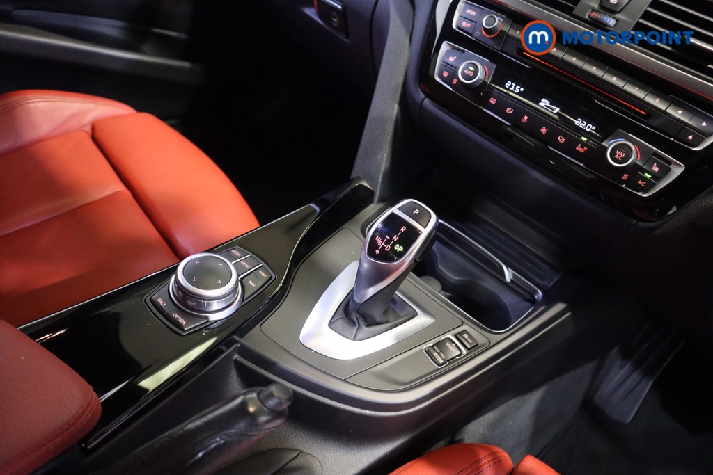 Used BMW 3 Series 2018 for sale - 76333008: Photo 15