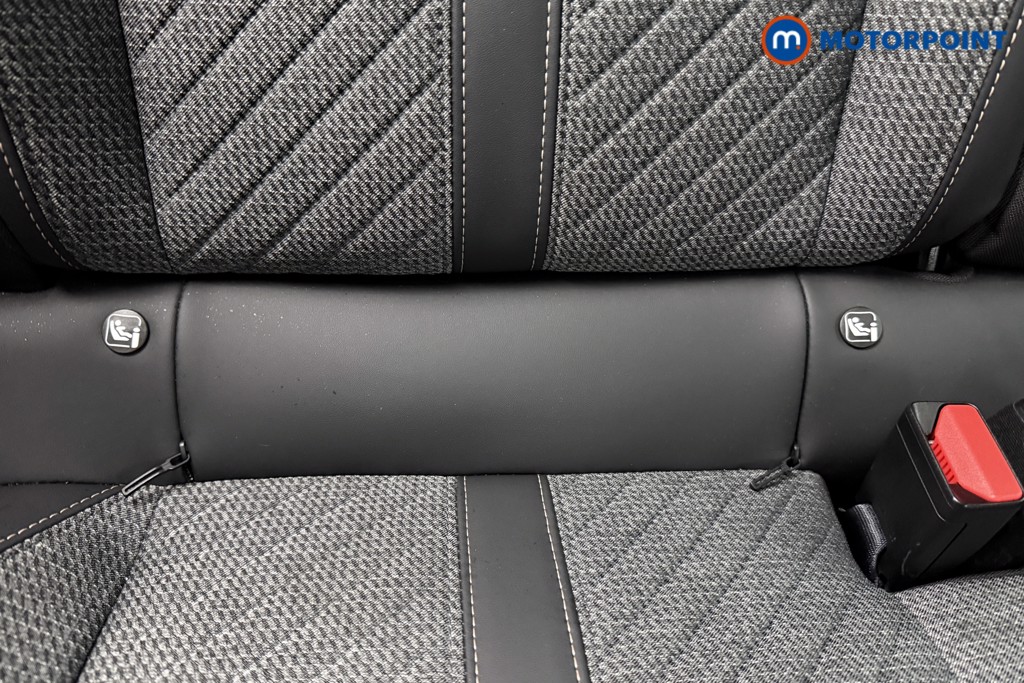 Used Peugeot 2008 2024 for sale - 77171213: Photo 32