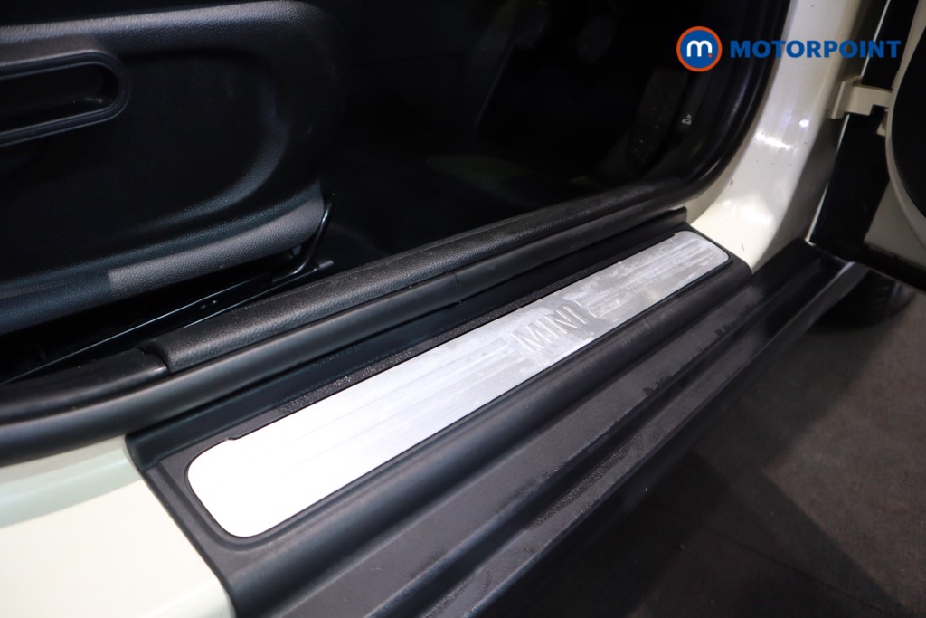 Used MINI Hatch 2020 for sale - 77984418: Photo 15