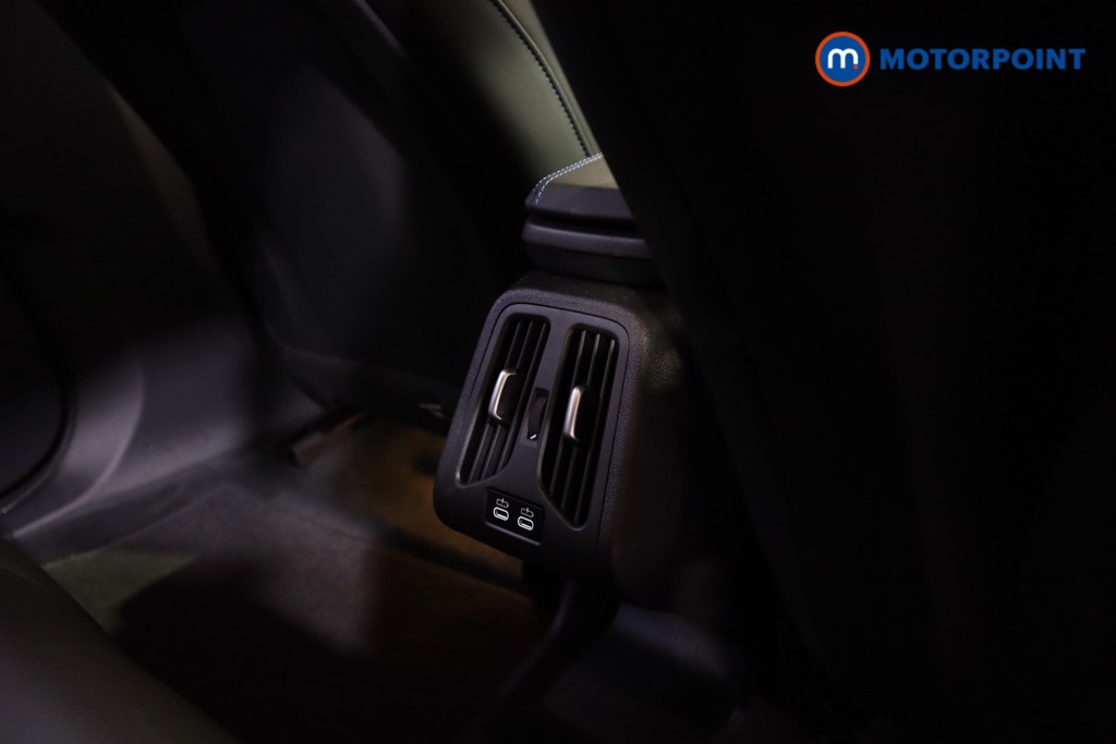 Used BMW iX1 2025 for sale - 76303365: Photo 38
