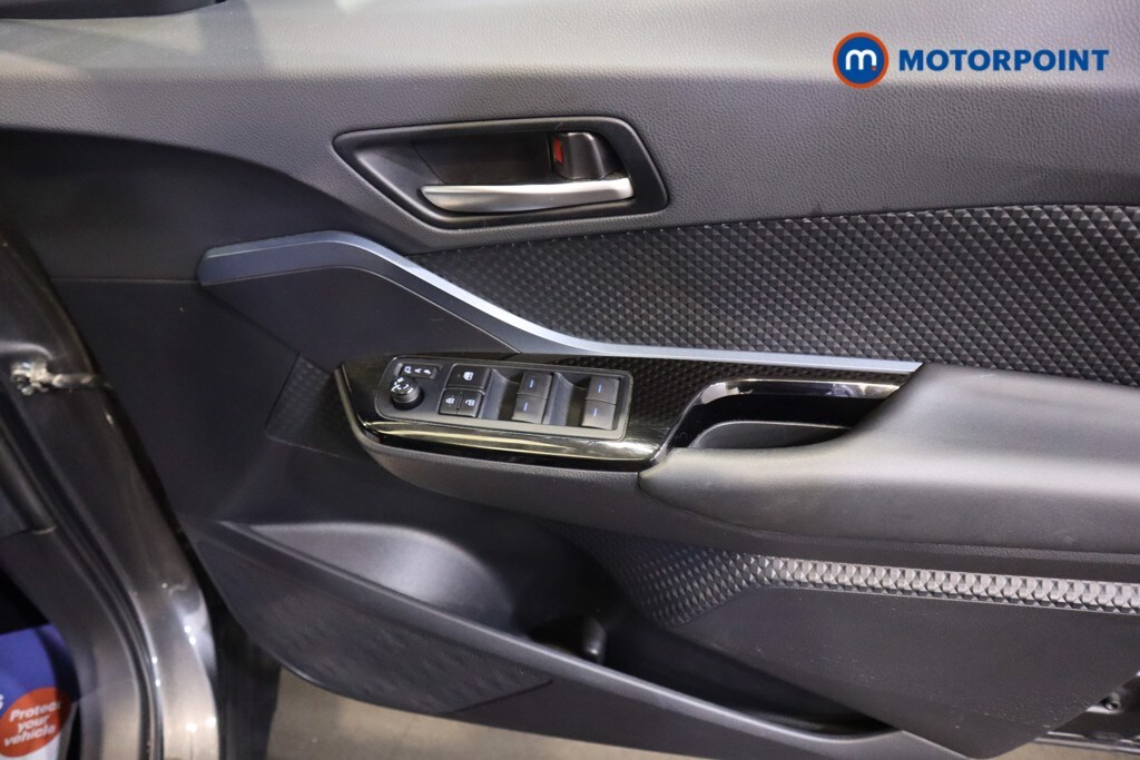 Used Toyota C-HR 2022 for sale - 76401477: Photo 17