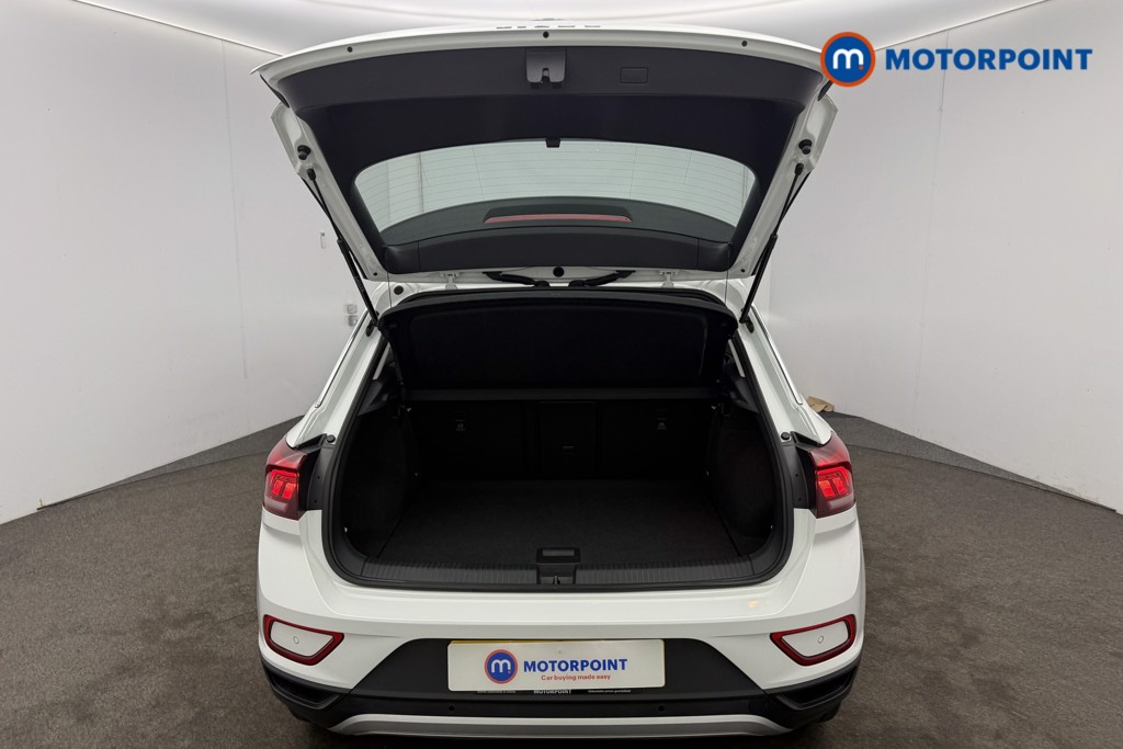 Used Volkswagen T-Roc 2023 for sale - 76603710: Photo 12