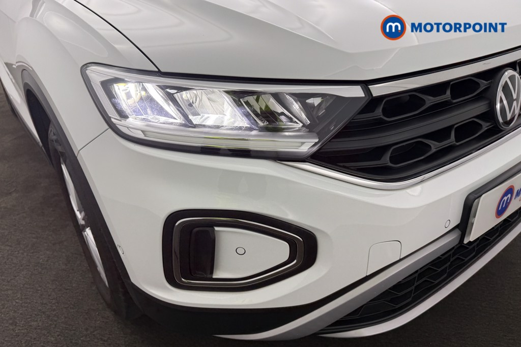 Used Volkswagen T-Roc 2023 for sale - 76603710: Photo 20