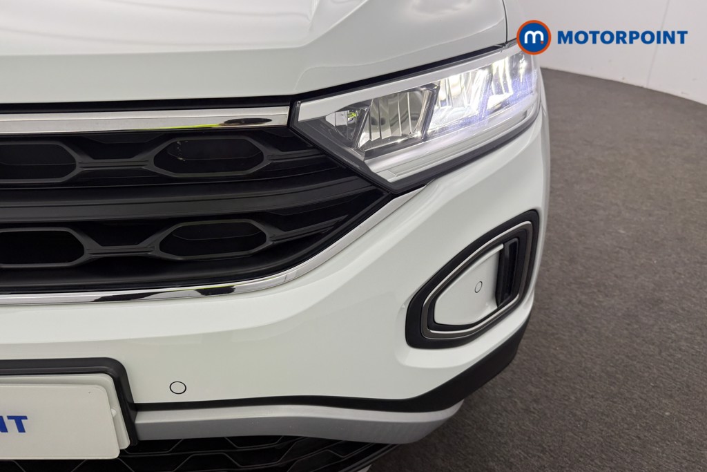 Used Volkswagen T-Roc 2023 for sale - 76603710: Photo 21