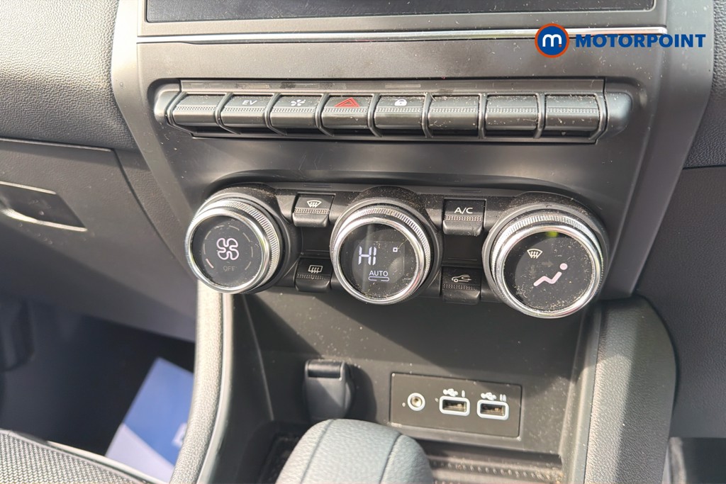 Used Renault Captur 2023 for sale - 78123551: Photo 19